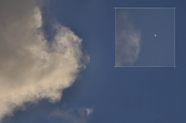 Venus em Guaruj defronte nuvem