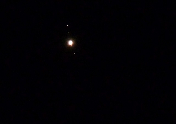 Jupter e suas luas (Io, Europa, Ganimdes e Calisto)