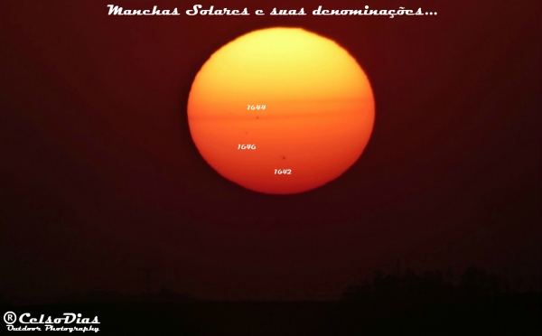 POR DO SOL COM SUAS 3 MANCHAS SOLARES VISIVEIS EM 29/8/14 S 18H 15M...