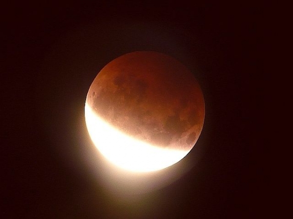Eclipse lunar parcial - foto 3
