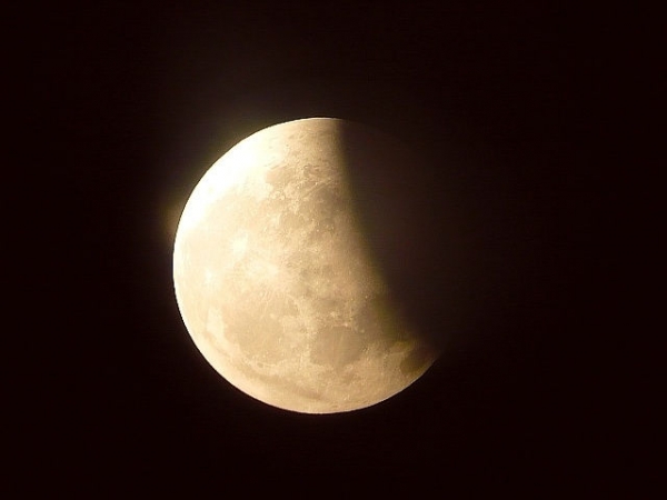 Eclipse lunar parcial - foto 4