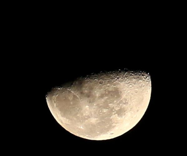Lua com Reflexo dos Montes Apeninos, 21/04/14 - Caconde/SP