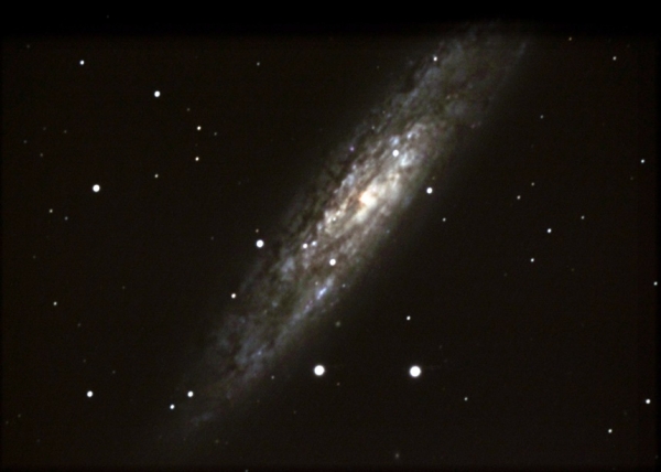 Galáxia NGC 253 na Constelação Sculptor